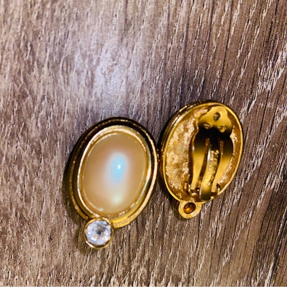 Givenchy - Authentic Vintage Signed Designer Earrings - Picture 2 of 5